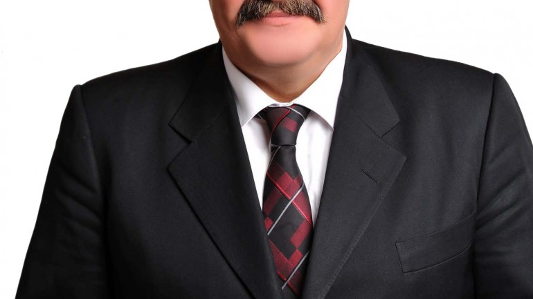 Hiçbir Şey Görüldüğü Gibi Değil ! - Murat Bahadır Akkoyunlu